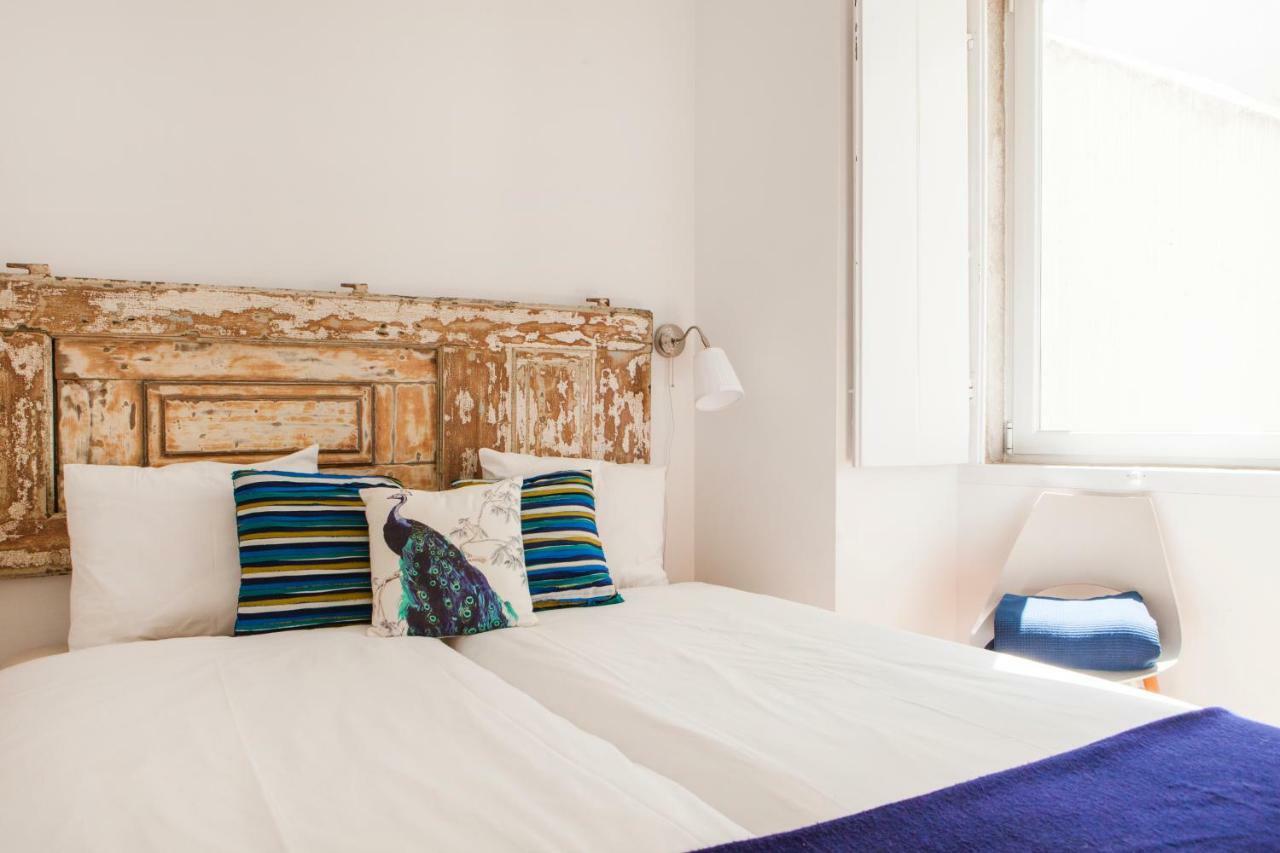 Cozy 1St Floor Flat Central Chiado District With Balconies And Ac 19Th Century Building Lisabona Exterior foto