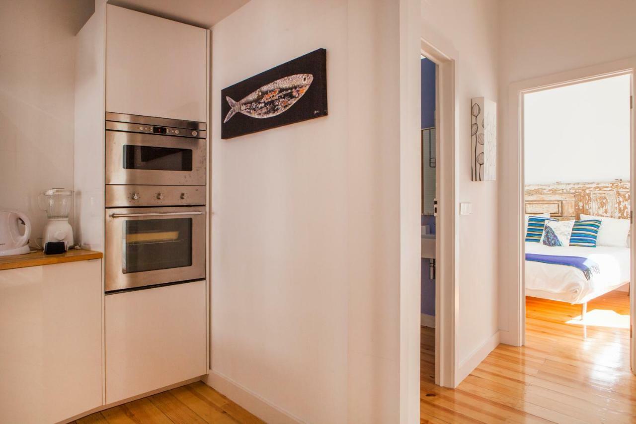 Cozy 1St Floor Flat Central Chiado District With Balconies And Ac 19Th Century Building Lisabona Exterior foto